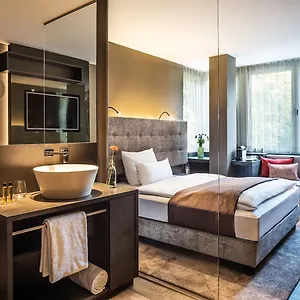 Hotel Saks Urban Design Frankfurt ****